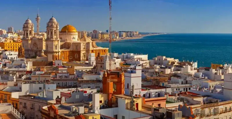 Tourist's guide to Cadiz in Spain - one of the oldest cities in Europe