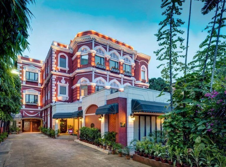 Hotel in Calcutta