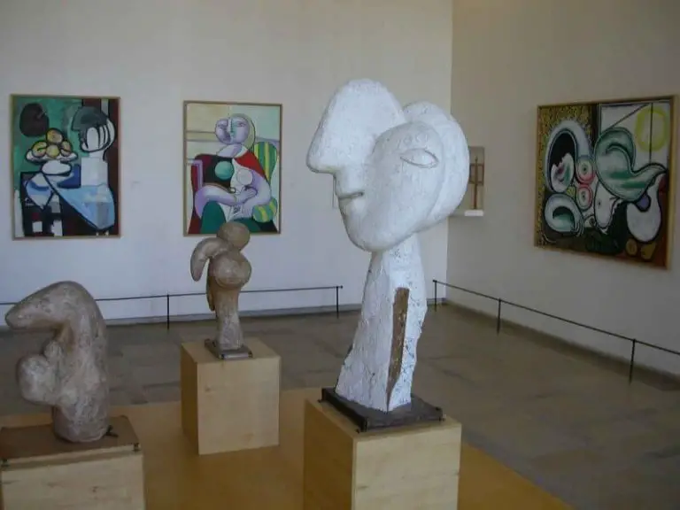Sculpture at the Picasso Museum