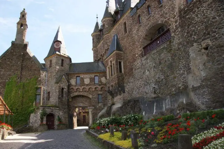 The courtyard in the castle