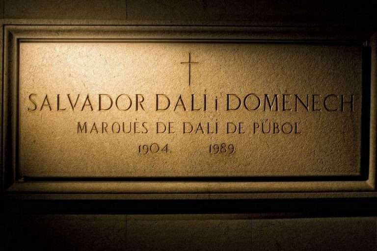 Crypt at the Salvador Dali Museum