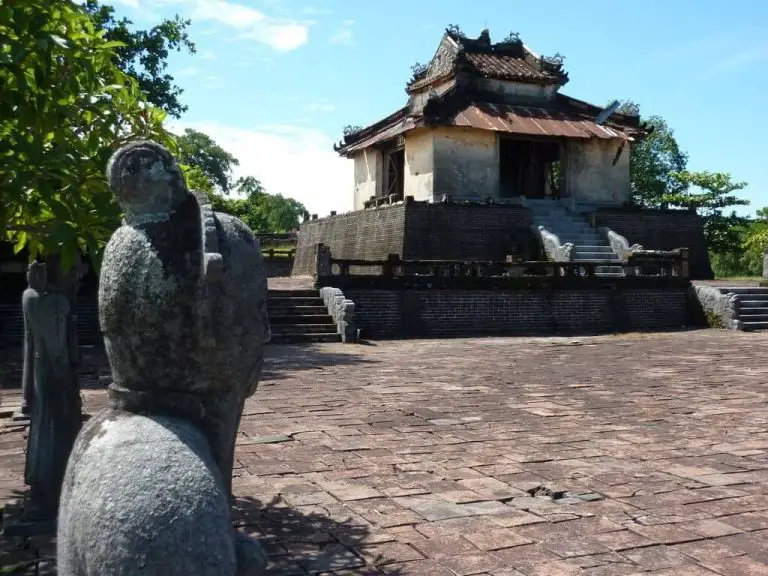 Tomb of Thieu Chi