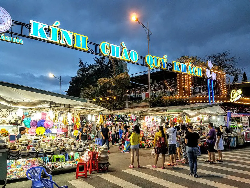 Tourist's guide to Nha Trang bazaars - detailed information and prices