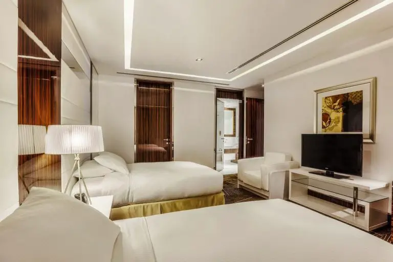 Hilton Dubai The Walk Hotel Room