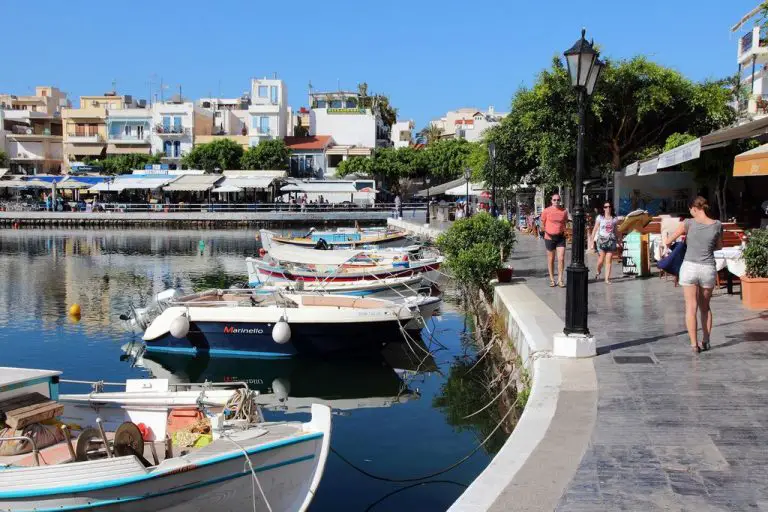 Agios Nikolaos, promenade