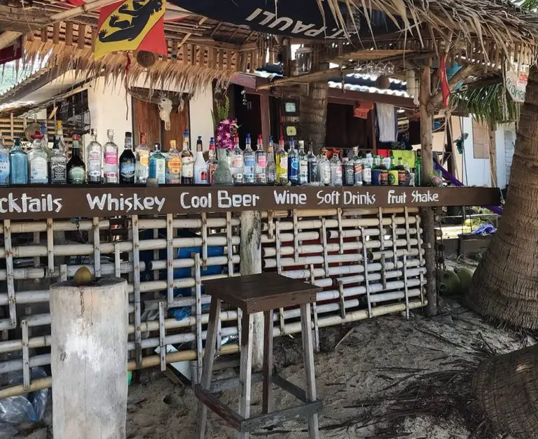 Bang Po Beach Bar