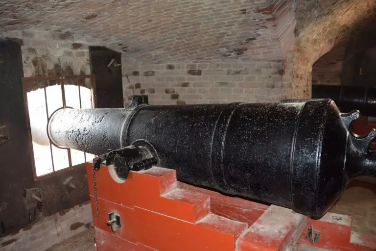 Cannon at Fort Sint Pieter