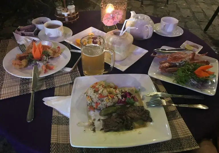 Dinner at the Dejavu Restaurant