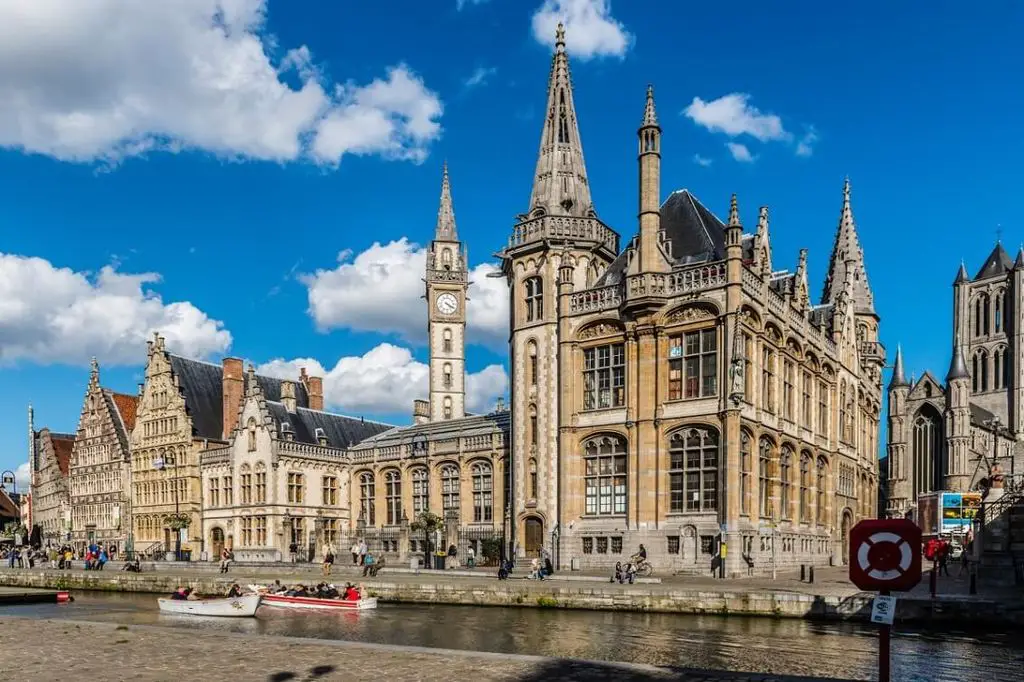 Ghent, Belgium - most popular attractions and tourist's guide to the city