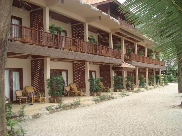 Hotel Haad Khuad Resort