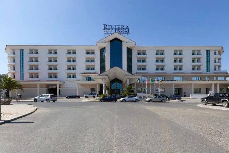 Photo: Riviera Hotel