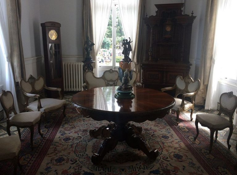 Furniture in Ataturk's mansion