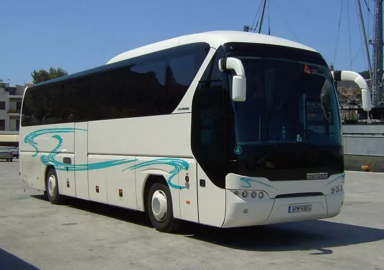 Bus to Mykonos