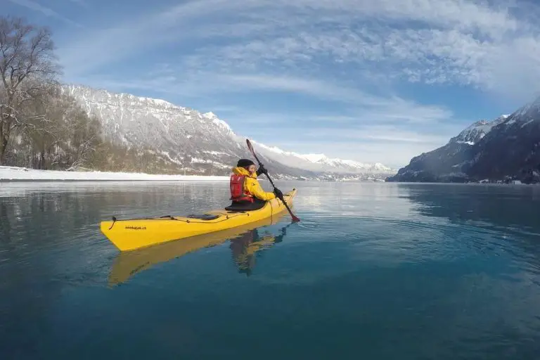 Kayaking on Lake Brienz