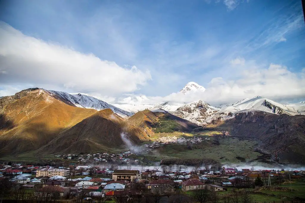 Tourist's guide to Kazbegi in Georgia and the best sights to see