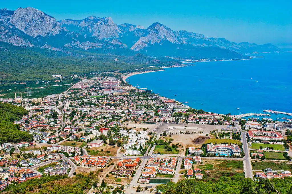 Tourist's guide to Kemer - TOP 8 attractions