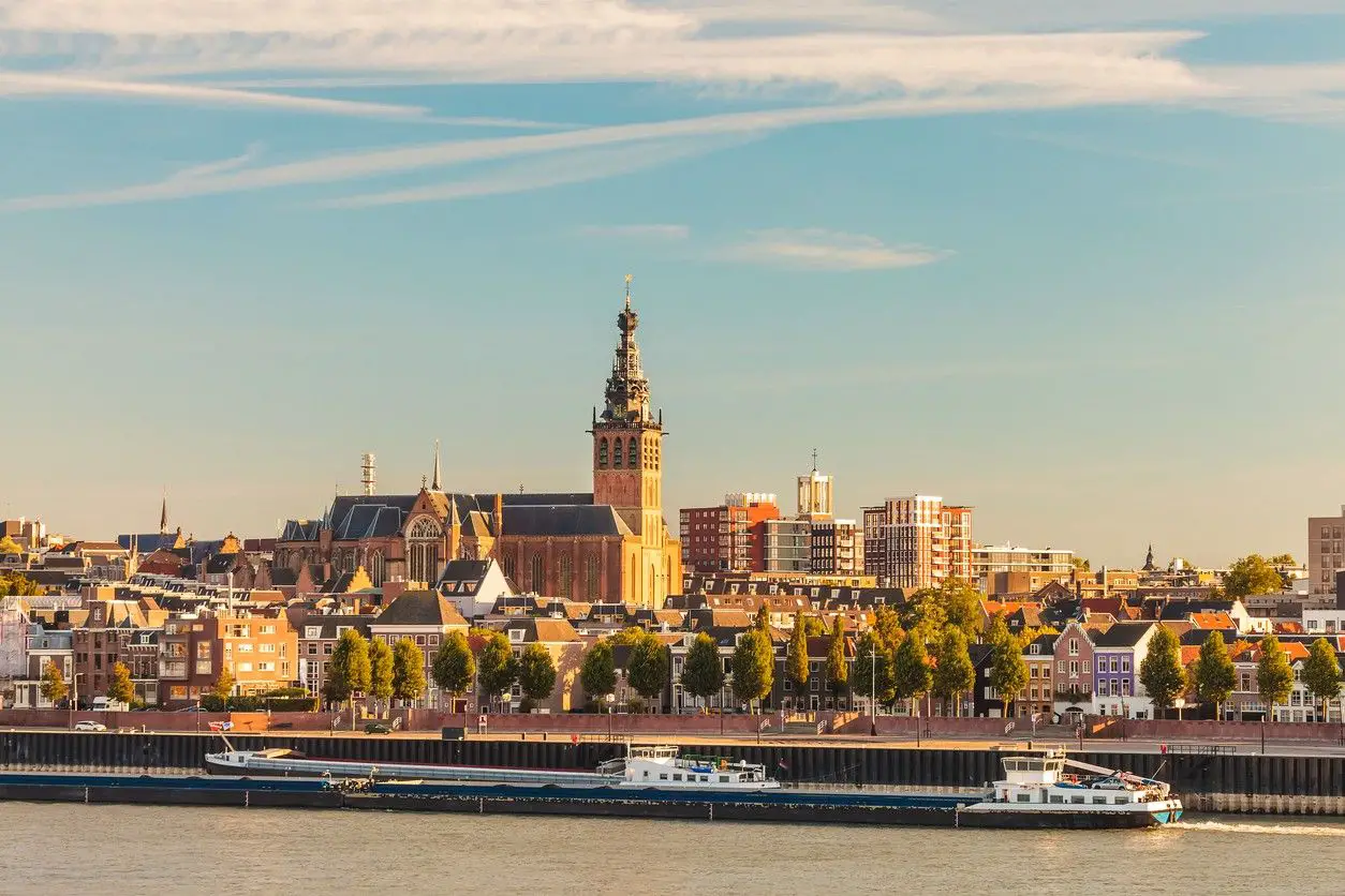 Tourist's guide to Nijmegen - a city in Netherlands from the Roman times