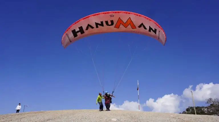 Paragliding with Hanuman Paragliding