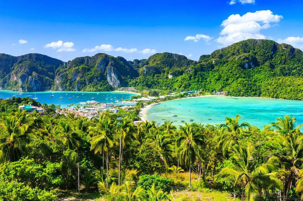 Tourist's guide to Phi Phi Don - Paradise island of Thailand