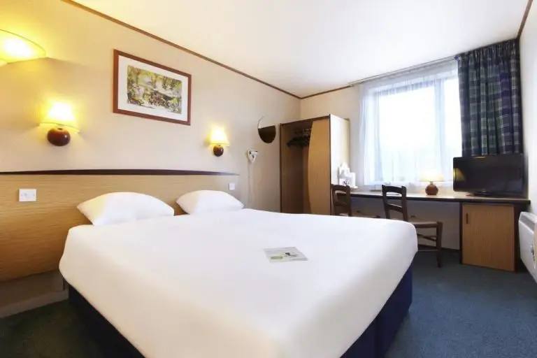 Hotel room Campanile Hotel & Restaurant Delft