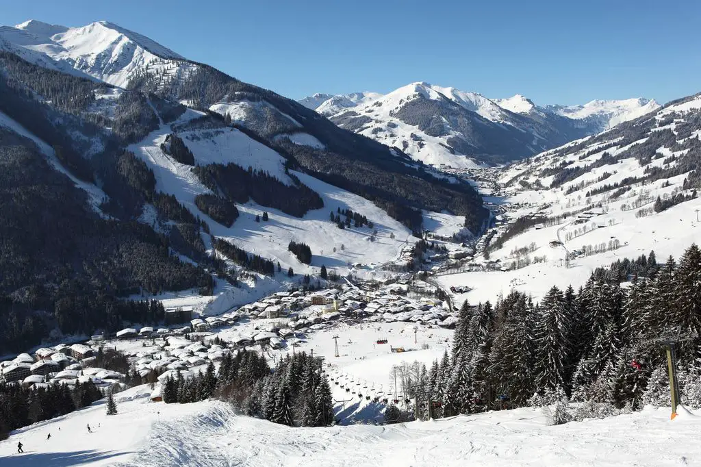 Saalbach-Hinterglemm: ski routes and details of the most famoud ski resort in Austria