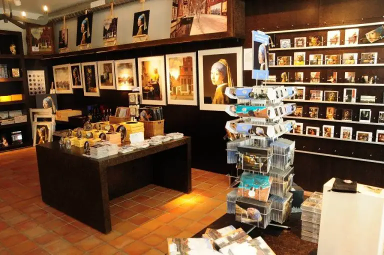 Gift Shop at Vermeer Centrum