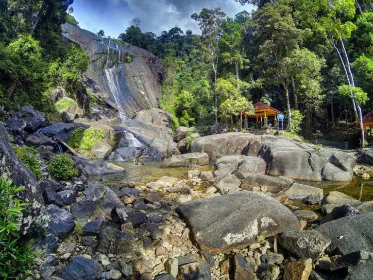 Telaga Waterfall Tujuh