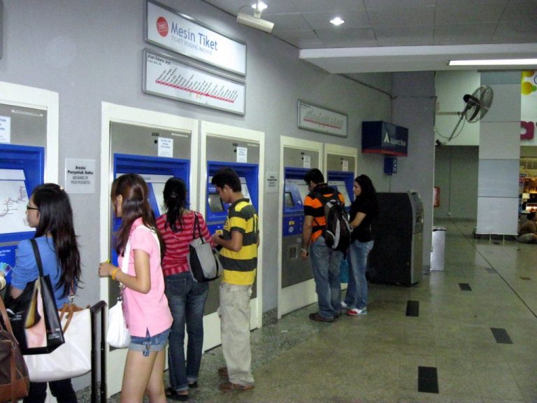 Kuala Lumpur Metro Ticket Machines