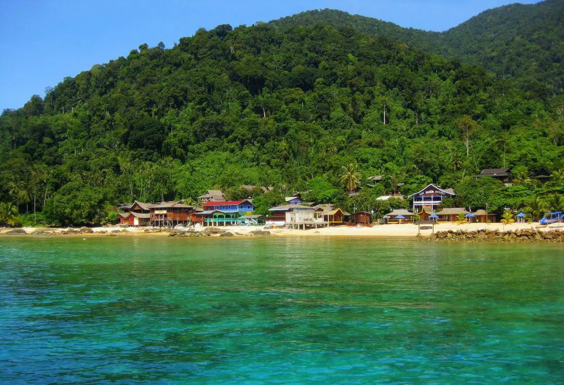 Tourist's guide to Tioman - a picturesque island of Malaysia with a coral reef