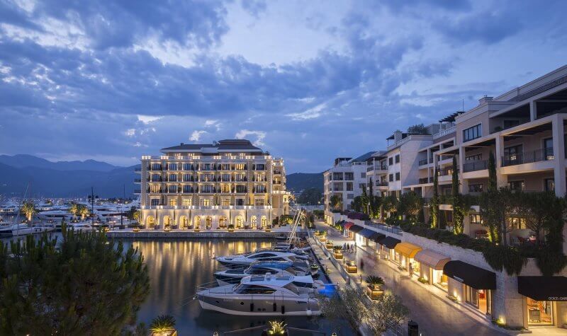 Tourist's guide to Hotels and apartments to stay in Tivat in Montenegro