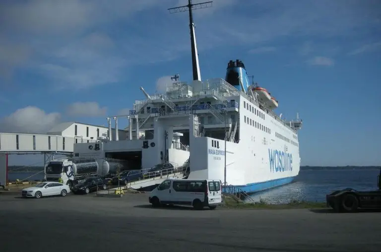 Vaasa Umea Ferry