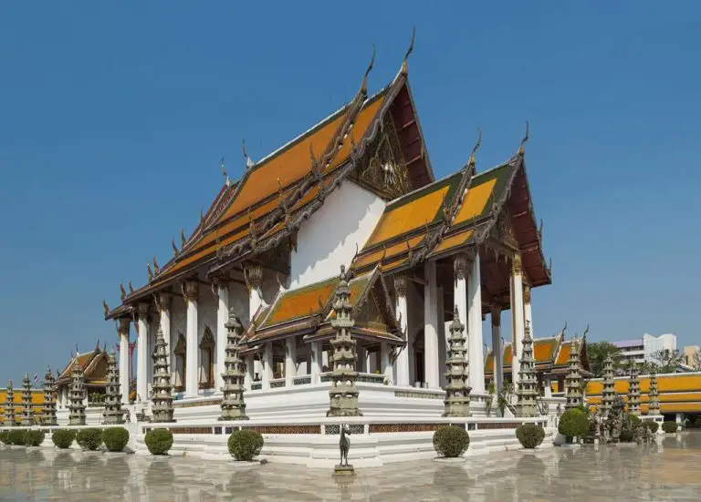 Wat Sathat Temple