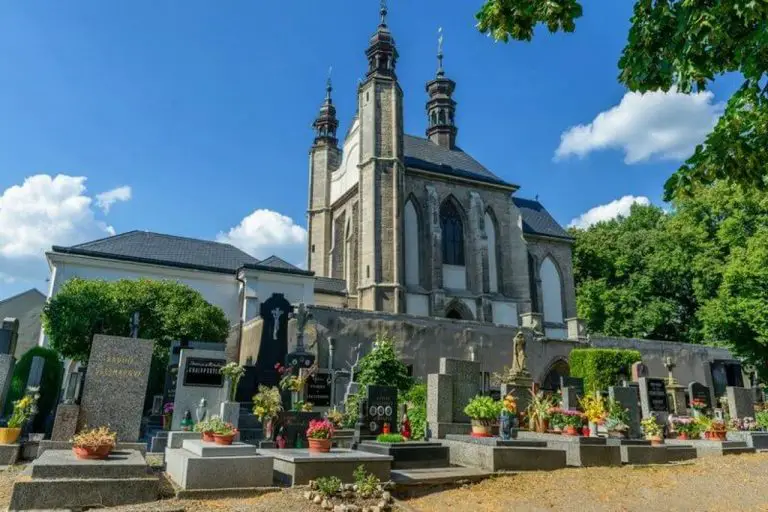 Catholic church in Kostnice