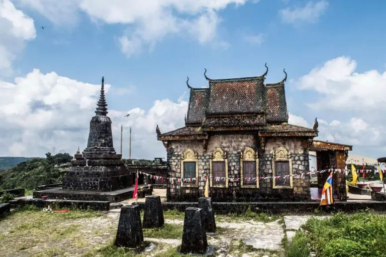 Buddhist temple Wat Sampov Pram