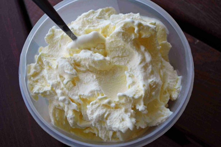 Kaymak is curd cream