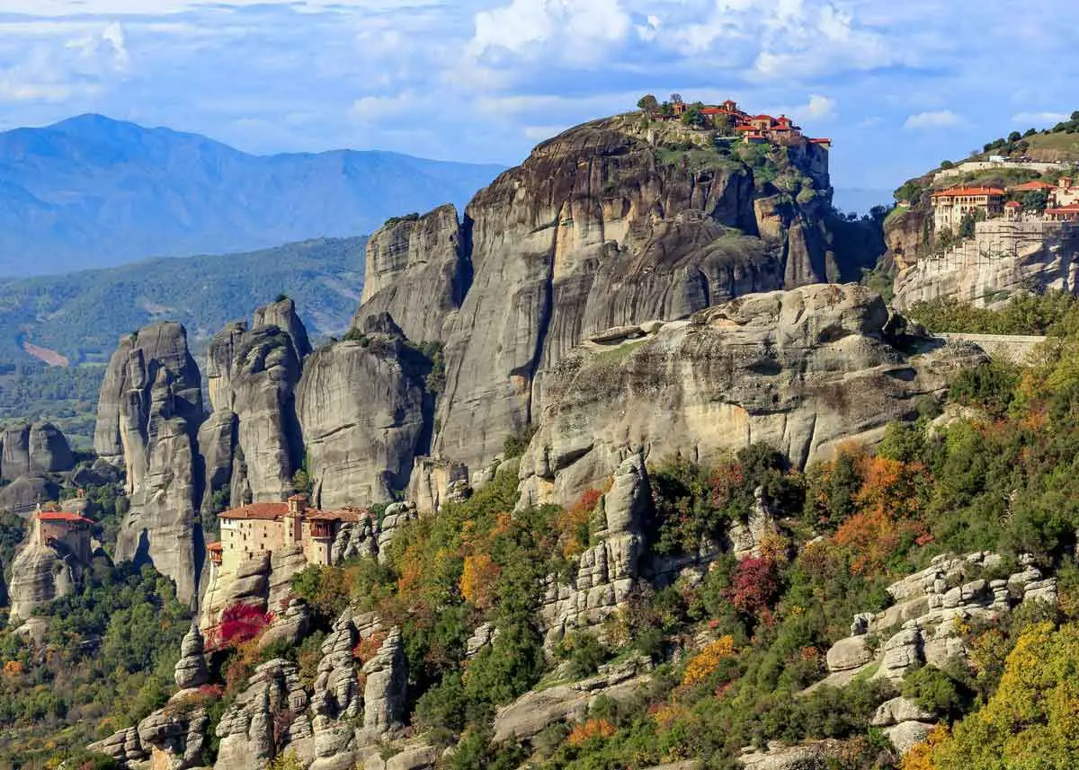 Tourist's guide to Meteors, Greece: monasteries between heaven and earth
