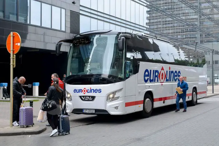 From Brussels to Bruges by bus