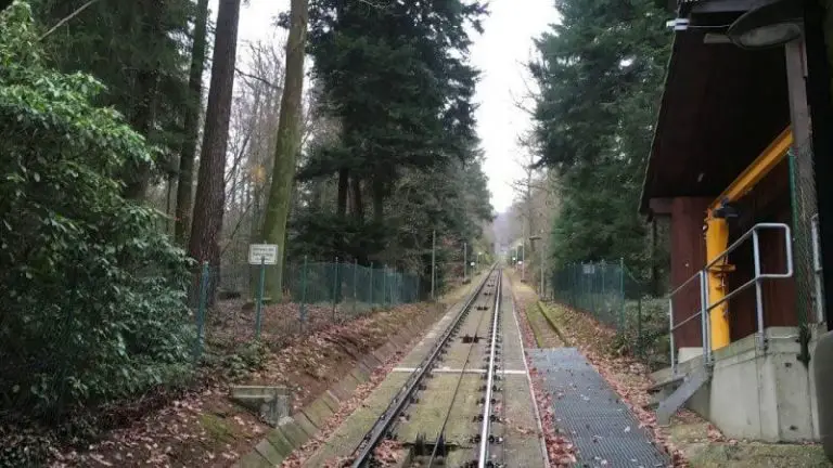 Funicular railway rails