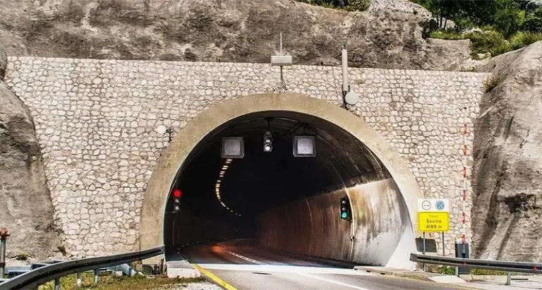 Tunnel Sozina in Montenegro
