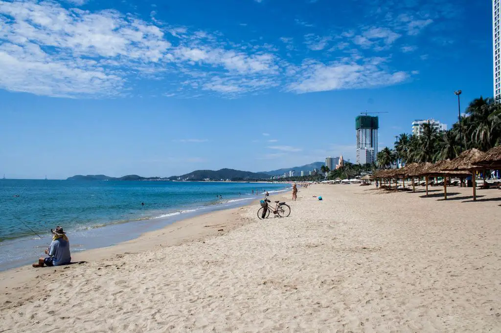Tourist's guide to best beaches of Nha Trang - top 8 to relax