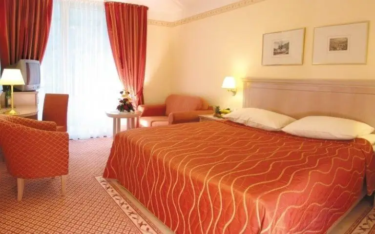 Hotel room Grand Hotel Sava