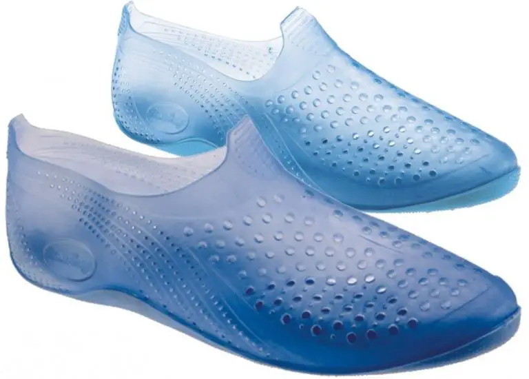 Silicone slippers