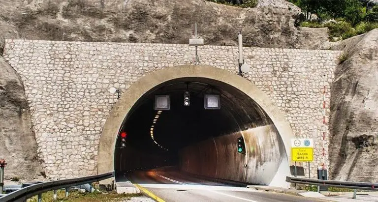 Tunnel Sozina