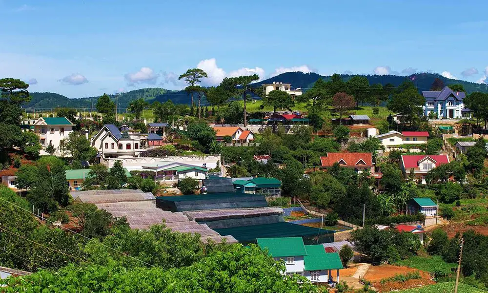 Guide to Dalat City - weather, restaurants and how to reach