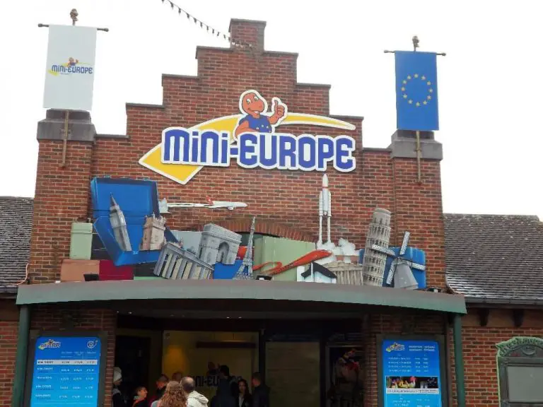 Entrance to the Mini Europe Park